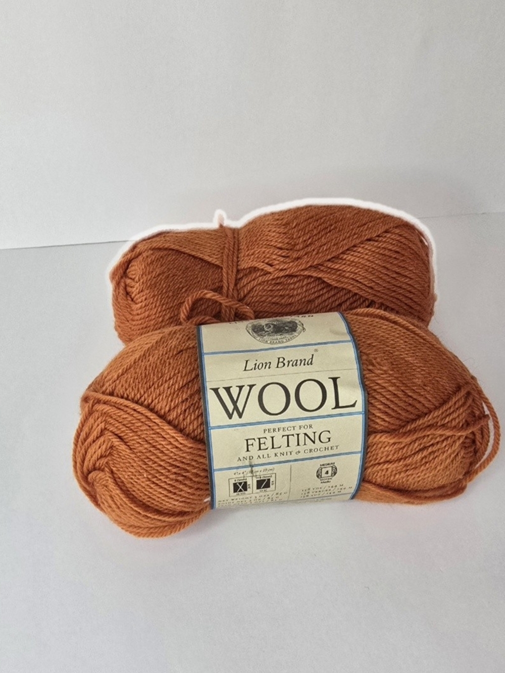 Lion Brand 100% Wool Yarn Burnt Orange Rust Lot of 2 Skeins Felting Knitting